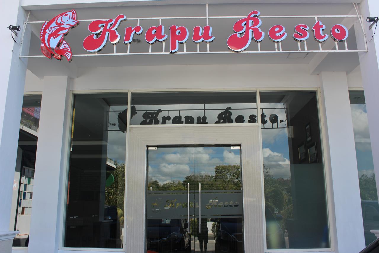 库庞纳卡酒店 古邦 外观 照片